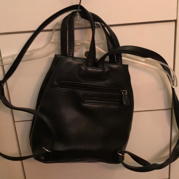 Women’s black backpack - Picture 4 of 5